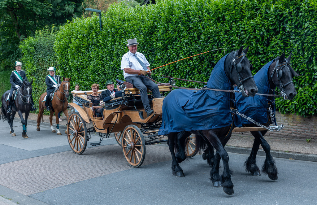 top-top.de-250705-038 | Foto, Video, Fotografie, Videografie, Fotobox, DJ, Discjockey, Musik, Musikbox, Veranstaltung, Photobooth, Amazon, Ebay, Buchtipp, Bestseller, Autor, Verlag, Buch, Wesel, Hamminkeln, NRW, Dinslaken, Rees, Drohne, Hochzeit, Party, Fotobox, Wesel, Fotograf