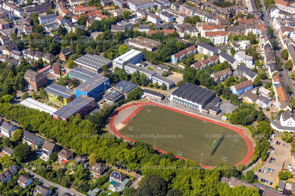Witten220808791 | Luftbild, Berufskolleg Witten und Sportplatz Husemannstraße, Otto-Schott-Gesamtschule (früher Realschule), Witten, Ruhrgebiet, Nordrhein-Westfalen, Deutschland