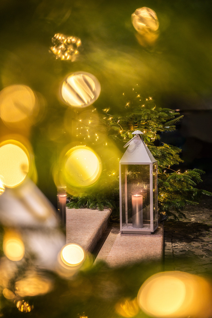 Kerze im Advent | Aufgenommen in der Luzerner Altstadt - Realisiert mit Pictrs.com