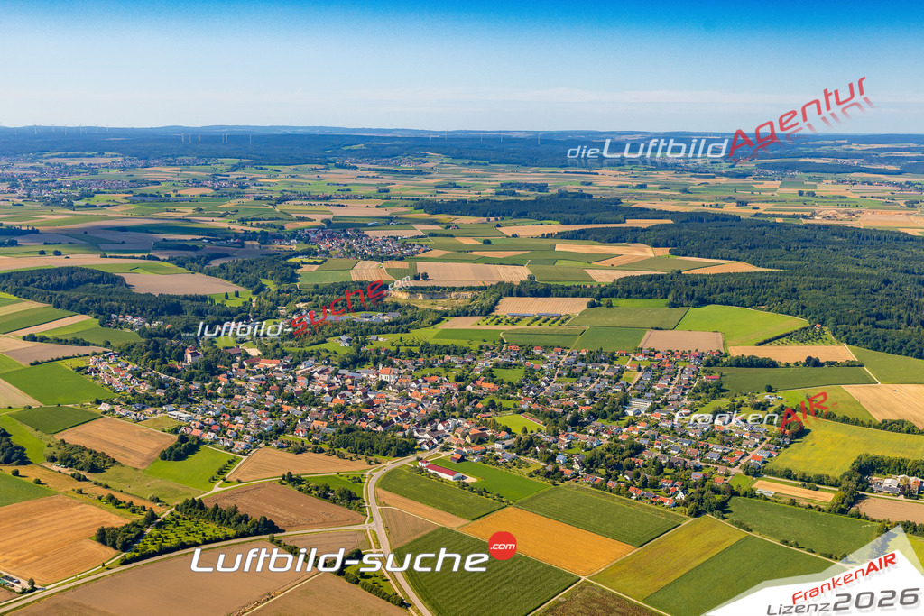 Luftaufnahme von  Haunsheim - Die Luftaufnahme wurde 2025 vom UL-Flugzeug heraus erstellt ( keine Drohne ) - Hochauflösende Luftaufnahme - für professionelle Ausdrucke geeignet. Die Geschenkidee !Mit Lizenz und Bildrechte bestellbar