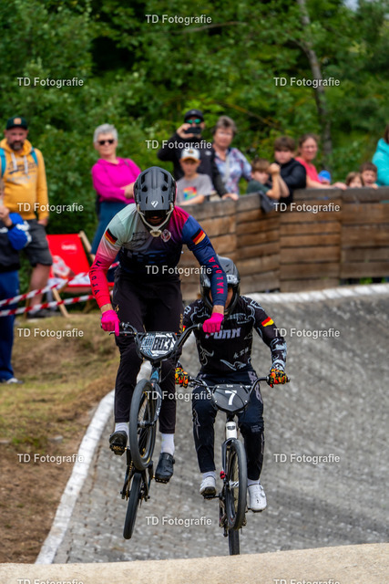 BayBMX2026-06289 | Fotogalerie von Thomas Dettweiler mit Eventbildern und lizenzfreien Fotos. Perfekt als Wandbild, für Büro, Website oder private Nutzung. - Realisiert mit Pictrs.com