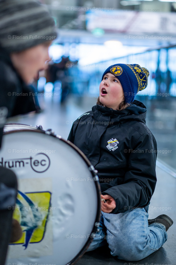 2025-03-01-Bärencup Wil-280 | "Fussifoto.com – Ihr Ansprechpartner für hochwertige Fotografie! Entdecken Sie kreative Bilder und professionelle Dienstleistungen. Kontaktieren Sie uns für Ihre Projekte!"