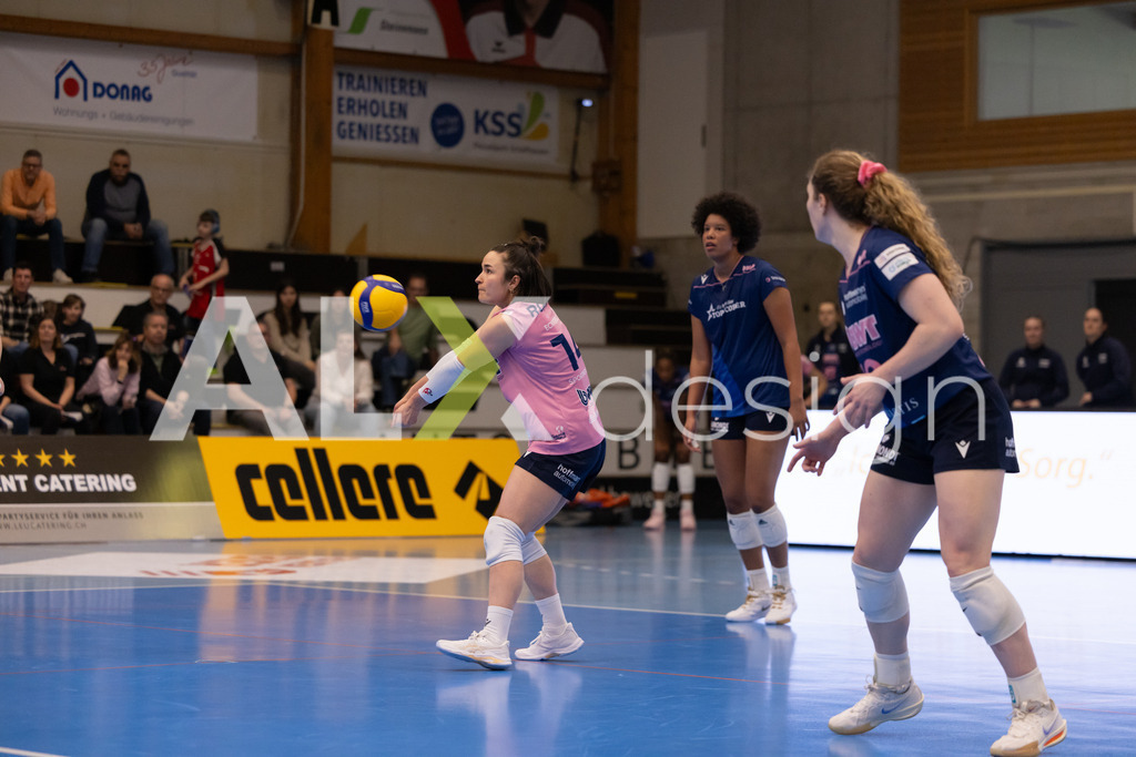 Volleyball I Frauen I Saison 2025-2026 I Volleyball NLA | Women I 1/2 Finals I  VC Kanti Schaffhausen - Sm'Aesch Pfeffingen I 07.03.2026 | 14 Romina Schnyder (CH) (Sm'Aesch Pfeffingen) – Libera - Realisiert mit Pictrs.com