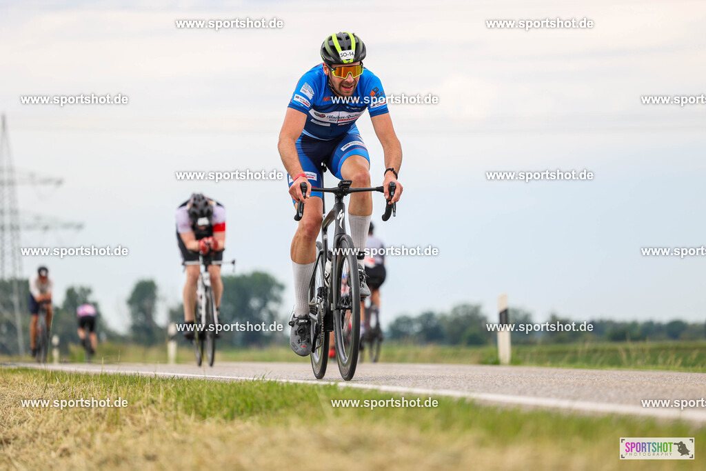 BR8A6643 | Stadttriathlon Erding 2025. #yourpictrs #sportshot_your_pictrs @Sportshotphotography #stadttriathlonerding Copyright: www.sportshot.de