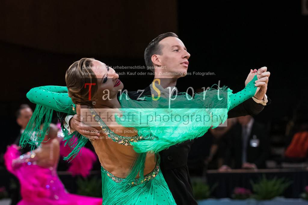 20250821_WDSF-SenI-Std-R1_4264 | Tanzsportbilder, Standardtanz, Lateintanz, WDSF, DTV, LTVB, dancecomp, goc, hessen tanzt, blaues band der spree, walzer, tango, wiener walzer, slowfox, quickstepp, samba, rumba, cha-cha-cha, paso doble. jive, hd-kroft photography, turniertanzsport