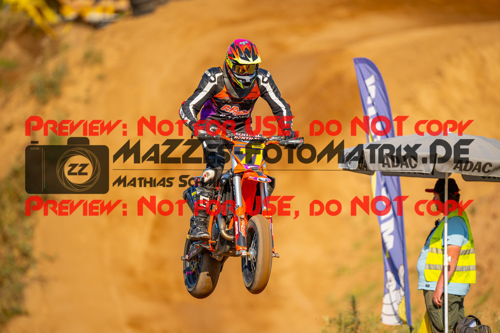 MaZZes-Fotomatrix-20260815-601968 | S2