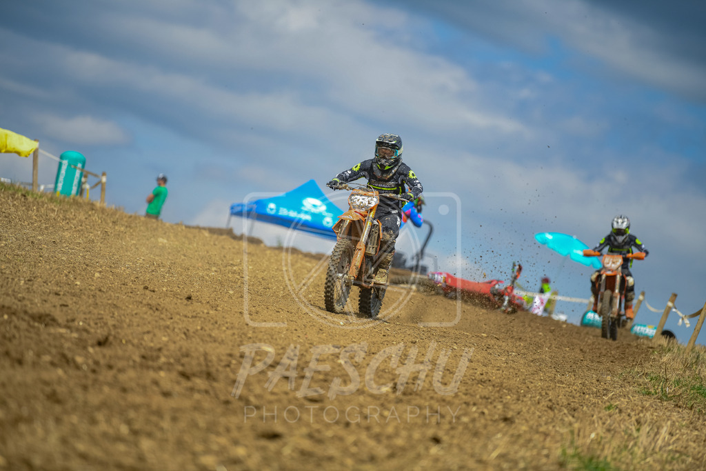 Lady (190) | Paeschuphoto Shop - Wer nicht sucht der auch nicht findet.Ob Motocrossbilder oder von einem besuchtem Spiel, Hauptsache Action. - Realisiert mit Pictrs.com