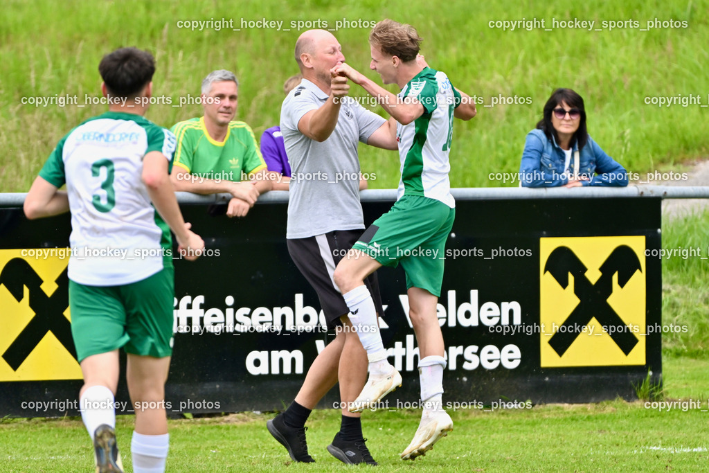 ATUS Velden vs. VST Völkermarkt | Tormann Coach VST Völkermarkt Andreas Kuster, #10 Mario Michael Kuester VST Völkermarkt, ATUS Velden vs. VST Völkermarkt, ATUS Velden vs. VST Völkermarkt am 30.05.2024 in St. Egyden (Sportpark St. Egyden), Austria, (Photo by Bernd Stefan)