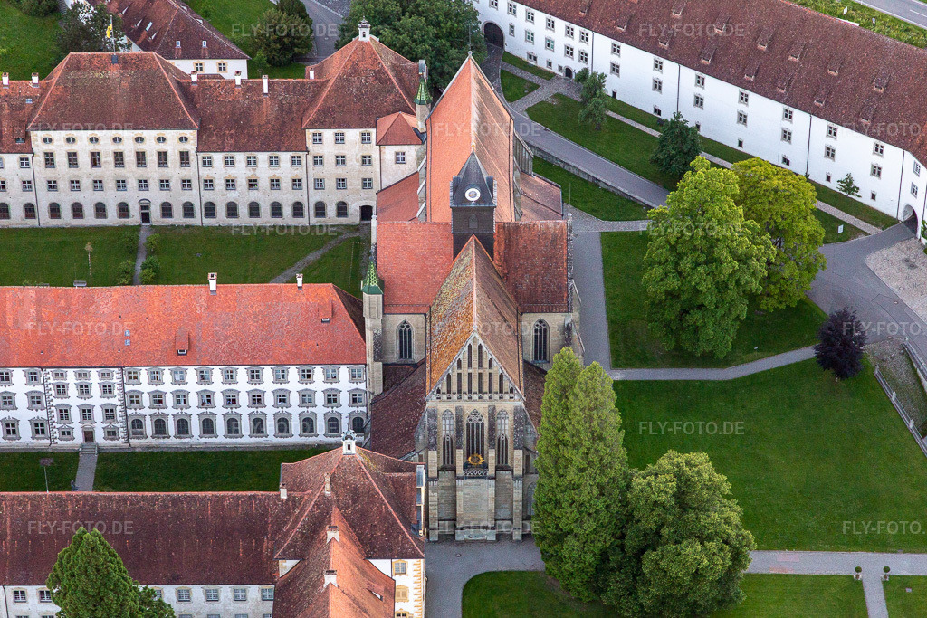 Luftbild: Schule Schloss Salem im Ortsteil Stefansfeld in Salem im Bundesland Baden-Württemberg in Deutschland. Foto: IMG_132167.jpg vom 26.05.2022 durch Werner Riehm/FLY-FOTO.deSchule Schloss Salem | Plus est en vous!