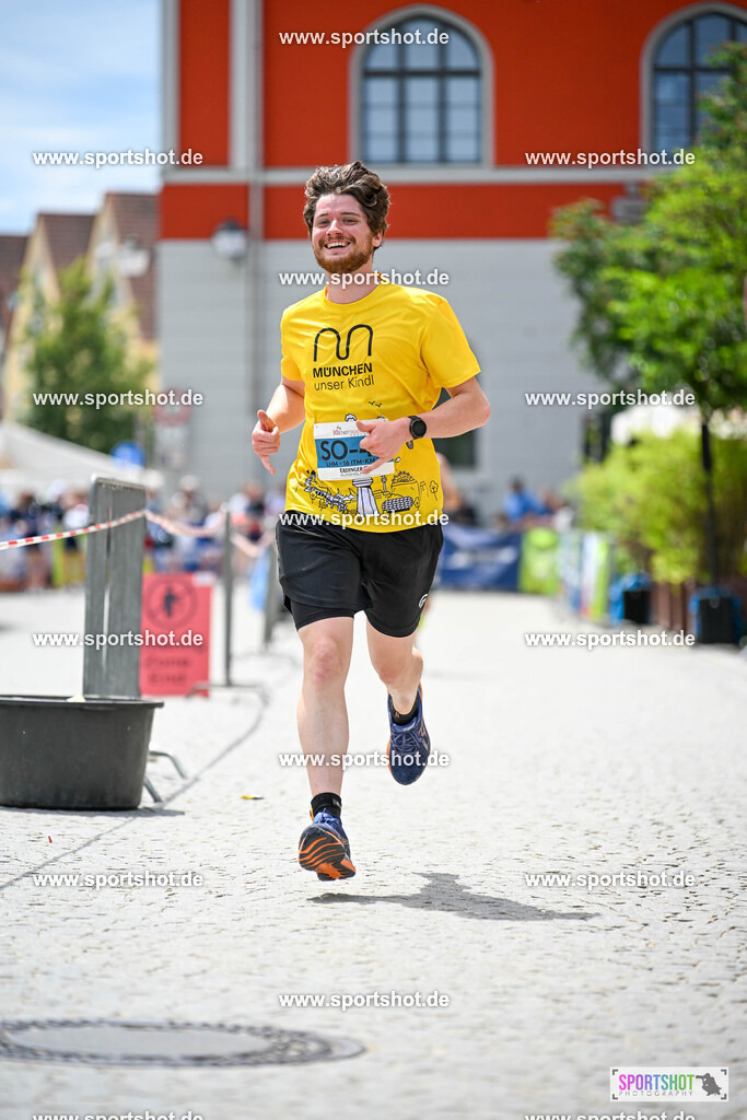SZI_6358 | Stadttriathlon Erding 2025. #yourpictrs #sportshot_your_pictrs @Sportshotphotography #stadttriathlonerding Copyright: www.sportshot.de