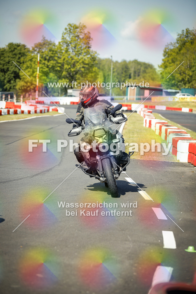 OBK_Mai_Justin_Uwe-10428 | Hier findet Ihr Bilder von Touristenfahrten auf der Nürburgring Nordschleife oder von anderen Veranstaltungen die ich besucht habe. Viel Spass beim Durch Schauen 