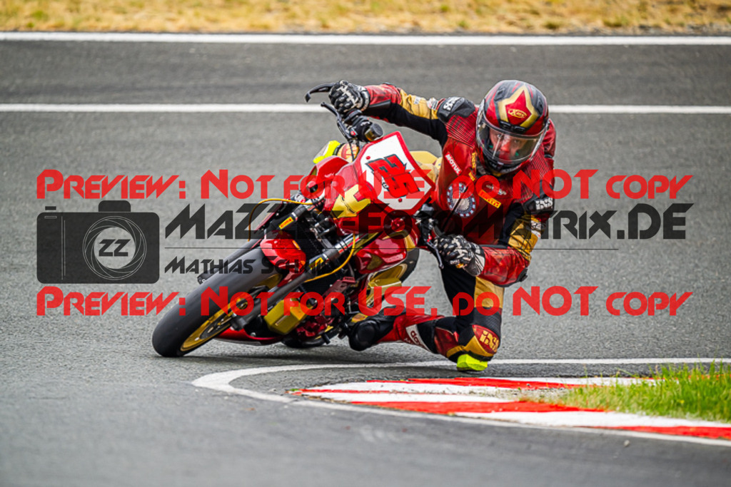 MaZZes_Fotomatrix_20230721_6007705_1854 | TWIN CUP