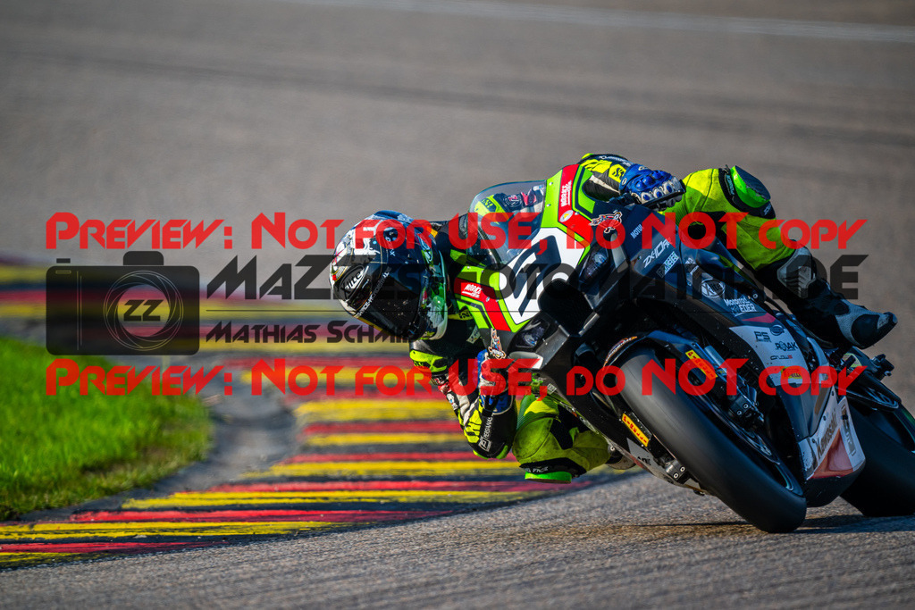 MaZZes_FotoMatrix_240504_6007705_6142 | STK1000