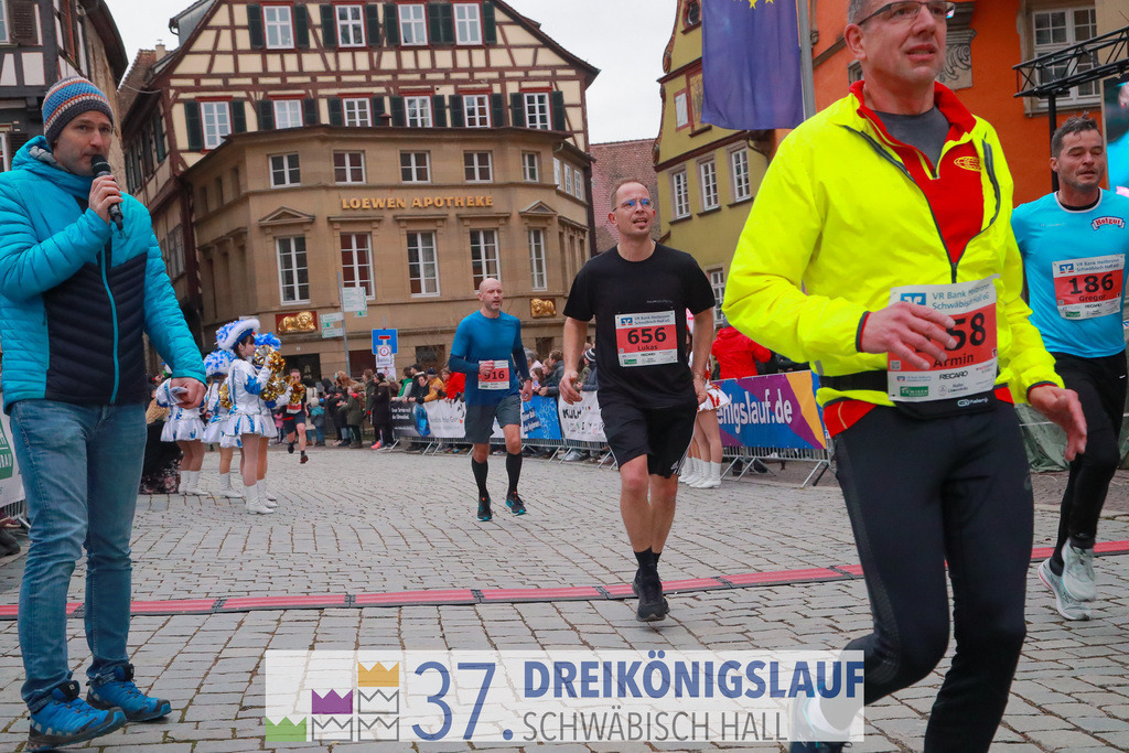 VR Bank Hauptlauf 10000m | 3 Koenigslauf 2023 - Realisiert mit Pictrs.com
