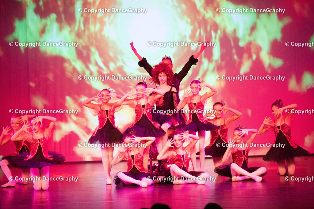 GPHY2183 | DanceGraphy - Realisiert mit Pictrs.com