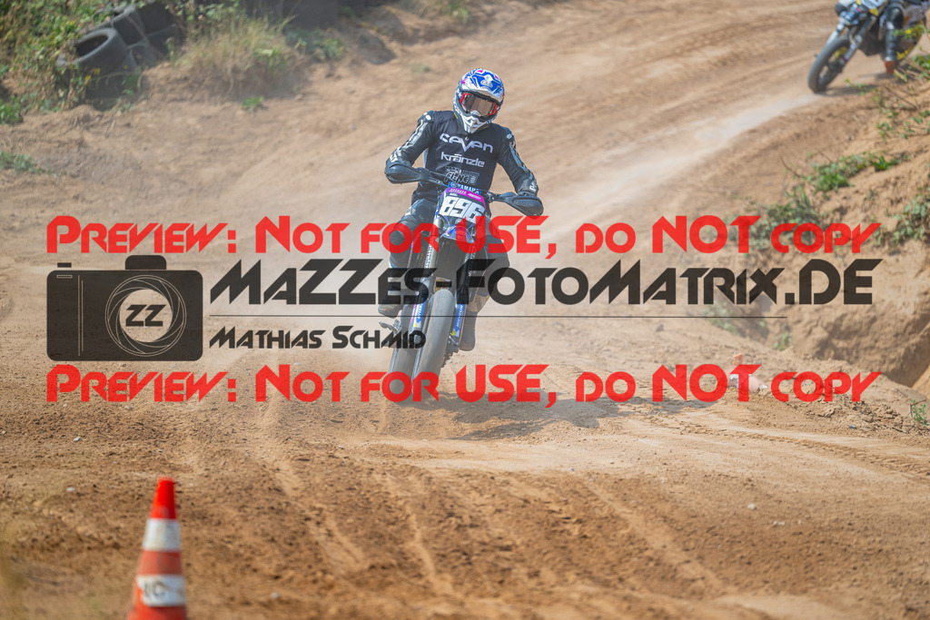MaZZes-Fotomatrix-20260816-618029 | S2