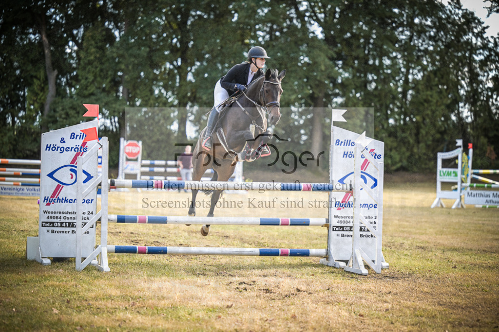 DOS_0776 | Entdecke hochwertige Reitturnierfotos von Foto Oger. Professionell, emotional und authentisch – jetzt Lieblingsmomente im Shop bestellen.Deutschlandweite Turnierfotografie. - Realisiert mit Pictrs.com