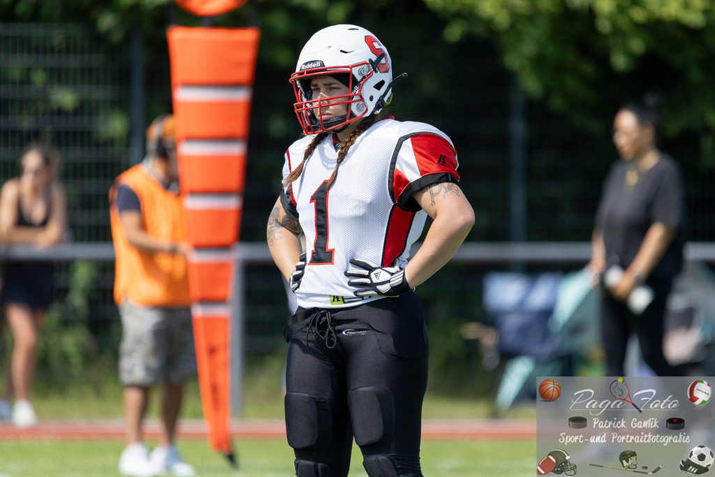GFLW 1: German Football League Women 1: Rodgau Pioneers Ladies - Stuttgart Scorpions Sisters, 07.06.2026 | Celina Elise Port (Stuttgart Scorpions Sisters #1), Freisteller, Portrait / Porträt, Rodgau Pioneers Ladies - Stuttgart Scorpions Sisters, Rodgau, Maingau-Energie-Stadion "Am Weichsee", 7.6.2026 - Realisiert mit Pictrs.com