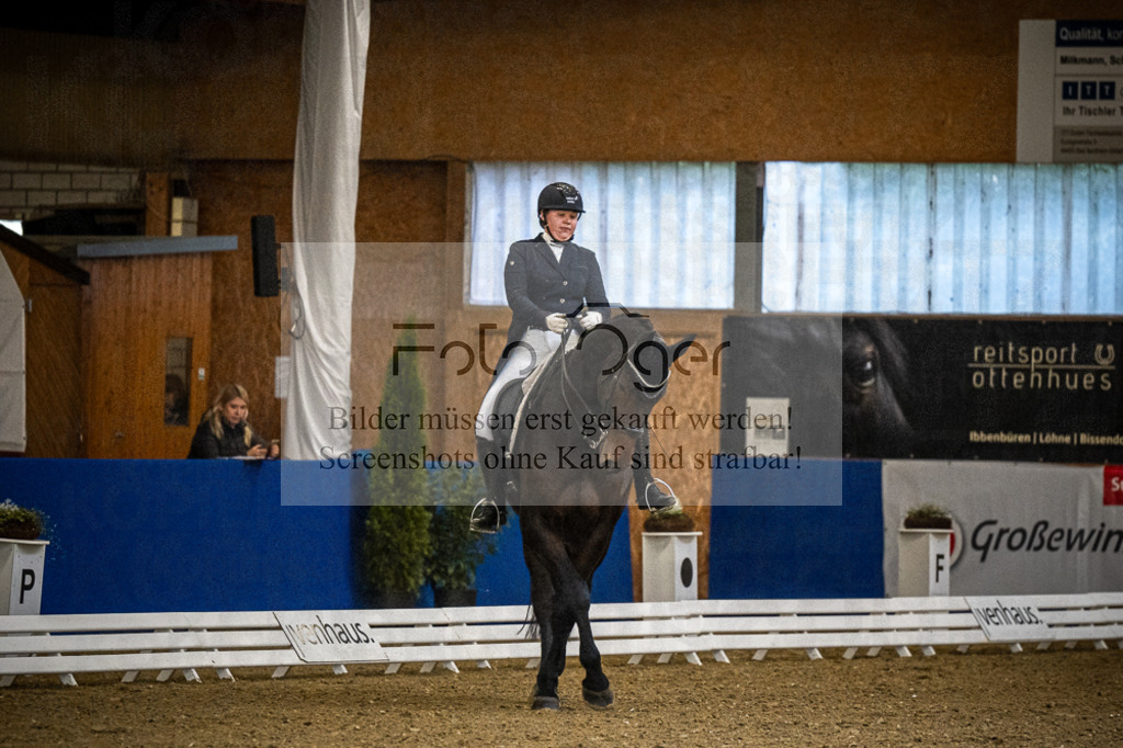 DOS_0070 | Entdecke hochwertige Reitturnierfotos von Foto Oger. Professionell, emotional und authentisch – jetzt Lieblingsmomente im Shop bestellen.Deutschlandweite Turnierfotografie. - Realisiert mit Pictrs.com