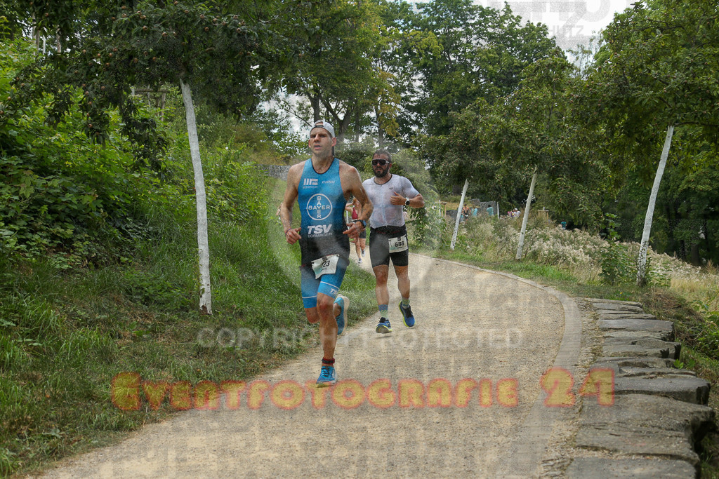 250824_1424_EX1_6085 | Sportfotografie im Rhein-Sieg Kreis, Köln, Bonn, NRW, Rheinland Pfalz, Hessen, etc. Unser Tätigkeitsfeld umfasst den Laufsport vom Volkslauf über den Marathon, Duathlon, Triathon bis zum Ultralauf wie Kölnpfad Ultra oder Schindertrail.