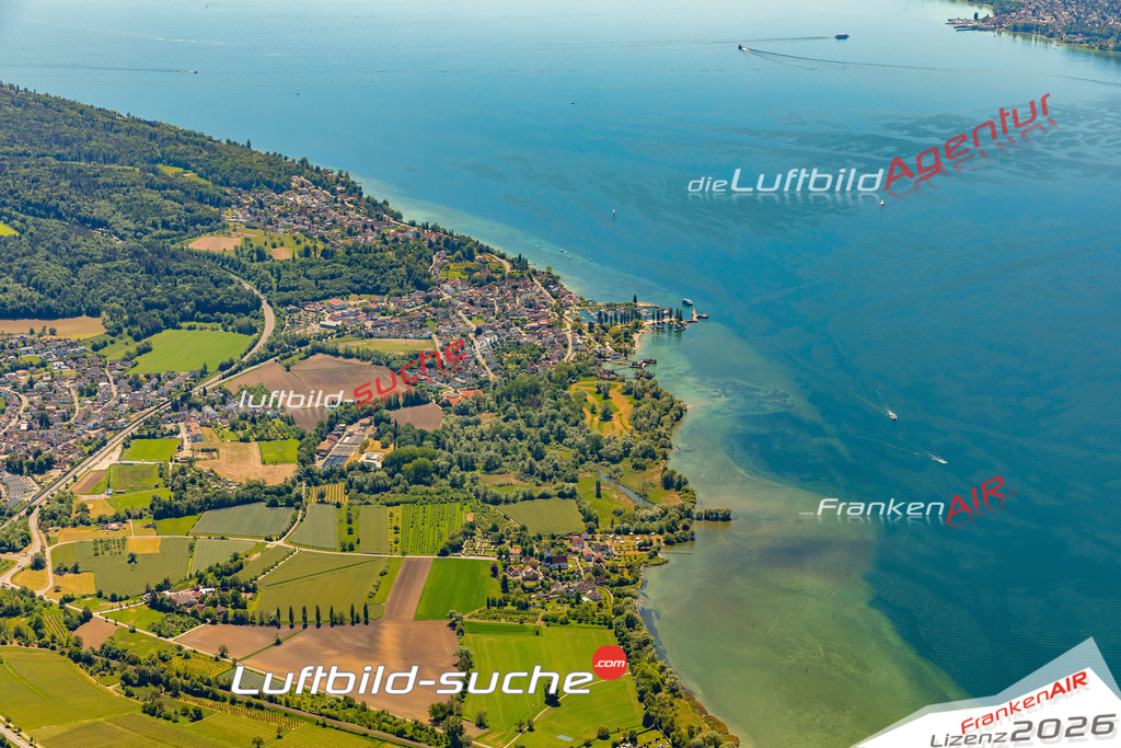 Das Luftbild zeigt : Unteruhldingen Uhldingen-Mühlhofen - Die Luftaufnahme wurde 2024 vom UL-Flugzeug aus erstellt ( keine Drohne ) - Hochauflösende Luftaufnahme - Für grossformatige Ausdrucke geeignet. Die Geschenkidee !Mit Lizenz und Bildrechte bestellbar