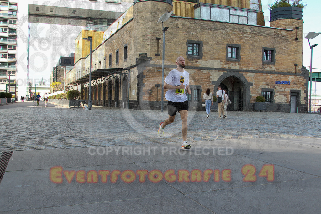 250920_1449_EV4_7212 | Sportfotografie im Rhein-Sieg Kreis, Köln, Bonn, NRW, Rheinland Pfalz, Hessen, etc. Unser Tätigkeitsfeld umfasst den Laufsport vom Volkslauf über den Marathon, Duathlon, Triathon bis zum Ultralauf wie Kölnpfad Ultra oder Schindertrail.