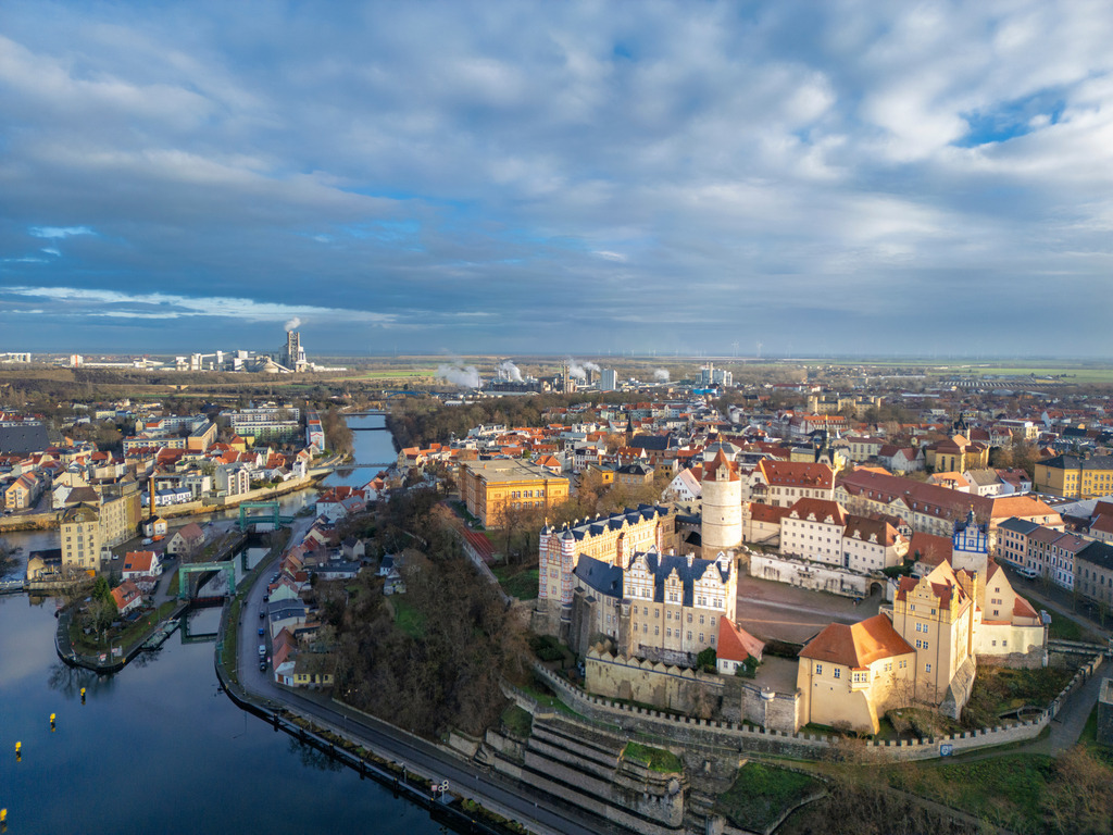 BBG_Schloss_RGB-4 | Wir machen aus Ihren Bildern Erinnerungen für die Ewigkeit | Hochwertige Fotografien für Ihr zu Hause. - Realisiert mit Pictrs.com