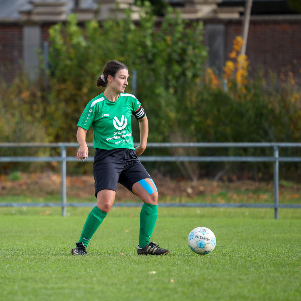 TVSFCH_251026_1681 | TV Steinheim vs. 1.FC Heidenheim 1846 II, Fußball, Frauen, Bezirksliga, 2025/2026, 7. Spieltag, 27.09.2025 in Steinheim (Foto: Michael Bulling) - Realisiert mit Pictrs.com