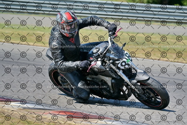 25bt04-0482 | markuskiefer.com - Realisiert mit Pictrs.com