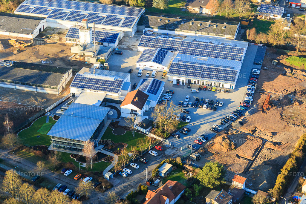 Luftbild: Quartier Lanzet mit Hagebau Kompakt - Gillet Baustoffe GmbH in Herxheim bei Landau im Bundesland Rheinland-Pfalz in Deutschland. Foto: IMG_076498.jpg vom 05.01.2015 durch Werner Riehm/FLY-FOTO.deGillet Webseite