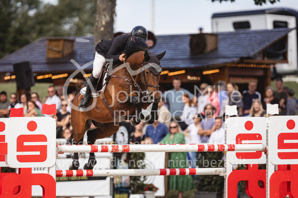 240714_BHO_GroßerPreis-612 | Deine schönsten Turniermomente als professionelle Fotos! Entdecke hochwertige Pferdesport-Fotografie im Online-Shop. Jetzt Fotos finden & bestellen!