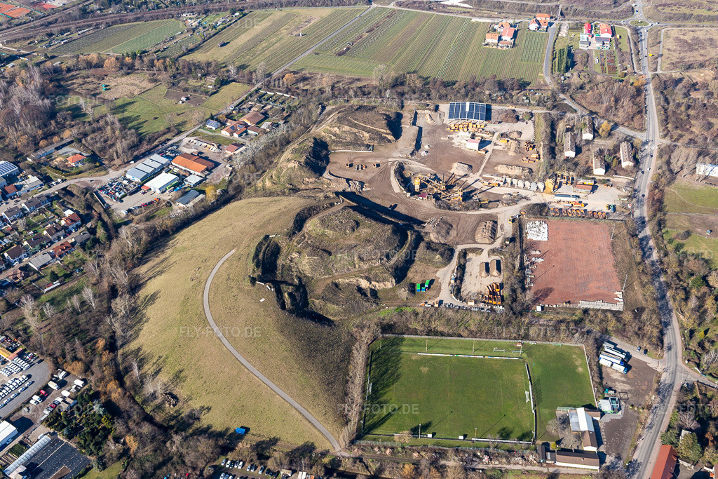 Luftbild: Gerst Recyclinghof in Neustadt an der Weinstraße im Bundesland Rheinland-Pfalz in Deutschland. Foto: IMG_125350.jpg vom 21.02.2021 durch Werner Riehm/FLY-FOTO.de