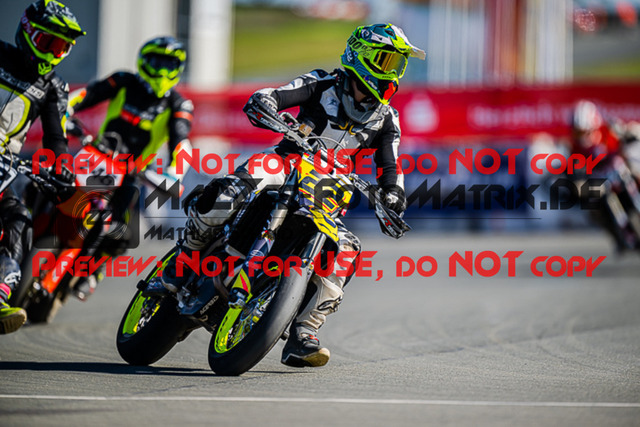 MaZZes_FotoMatrix_220903_1489 | S4