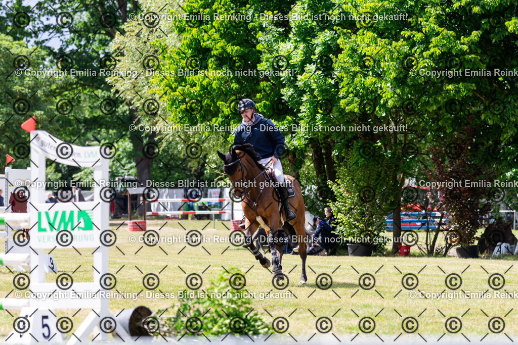 CL5A6195 | Emilia Reinking Fotografie - Realisiert mit Pictrs.com