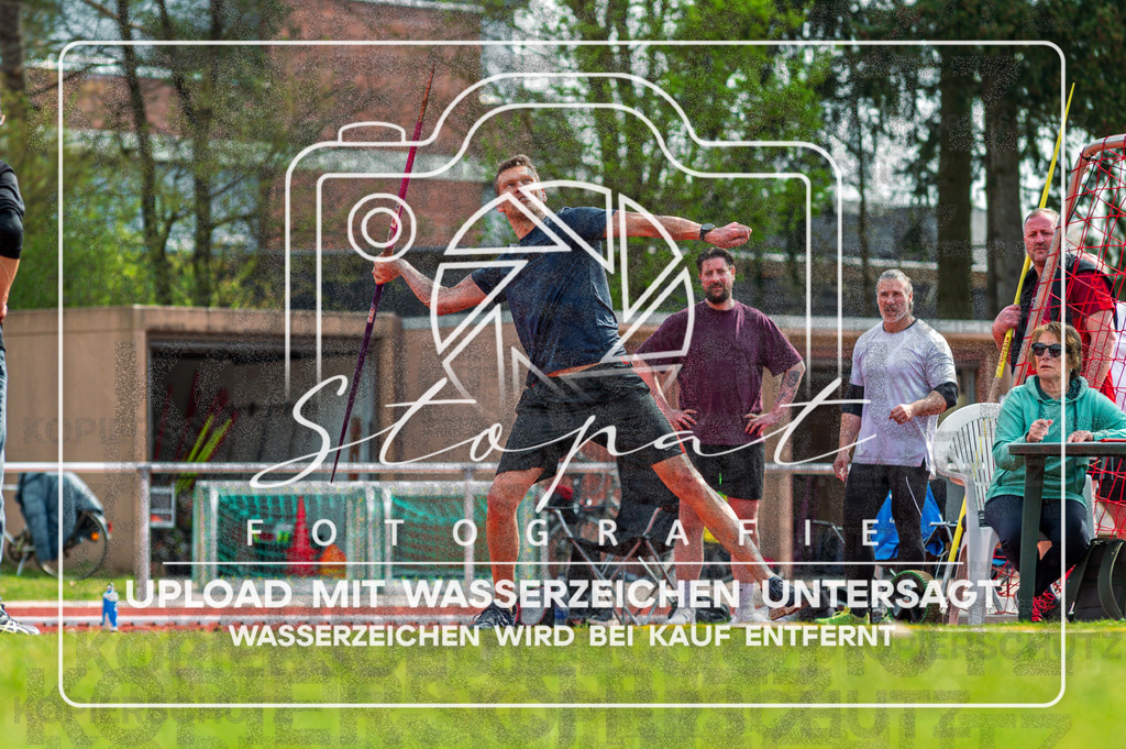 KMHK-1006 | Kreismeisterschaften Leichtathletik-Wurf Heidekreis 2026 im Boehmewaldstadion, Soltau (Simon Paul Stopat) - Realisiert mit Pictrs.com