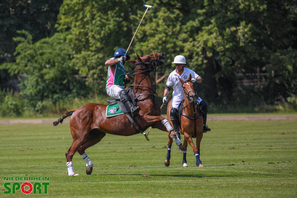 Polo_Willich_070623_023 | Bildergalerie von Sport-Ereignissen aber auch von weiteren spannenden Dingen - nicht nur vom Niederrhein. In Anlehnung an den bekannten Spruch von Hanns Dieter Hüsch heißt das Motto: "Niederrhein ist überall".  - Realisiert mit Pictrs.com