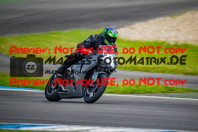 MaZZes_FotoMatrix_240702_6007705_2889 | GELB