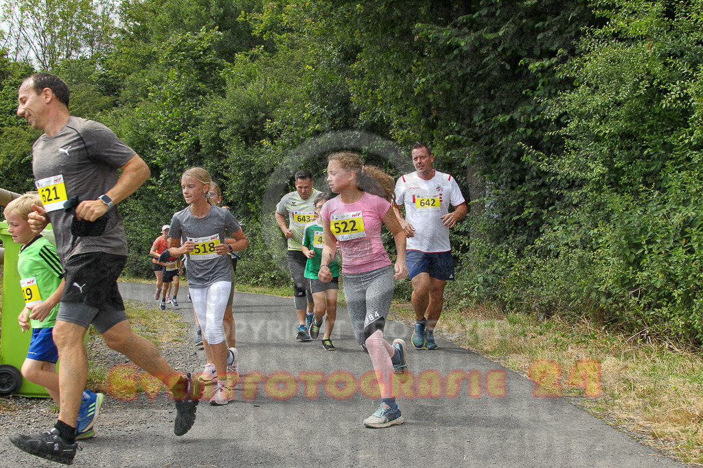 220625_1519_EV4_3839 | Sportfotografie im Rhein-Sieg Kreis, Köln, Bonn, NRW, Rheinland Pfalz, Hessen, etc. Unser Tätigkeitsfeld umfasst den Laufsport vom Volkslauf über den Marathon, Duathlon, Triathon bis zum Ultralauf wie Kölnpfad Ultra oder Schindertrail.