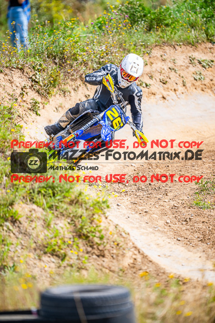 MaZZes_FotoMatrix_230812_9932 | UE40