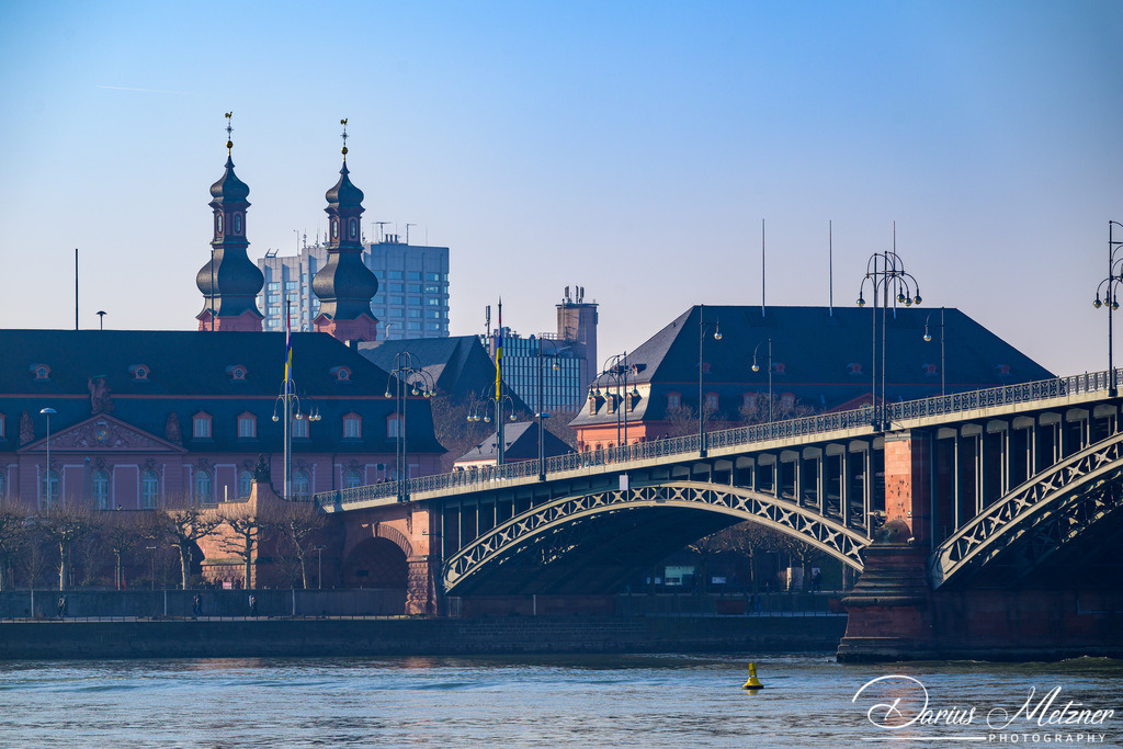 Die Theodor-Heuss-Brücke | Die Theodor-Heuss-Brücke in Mainz