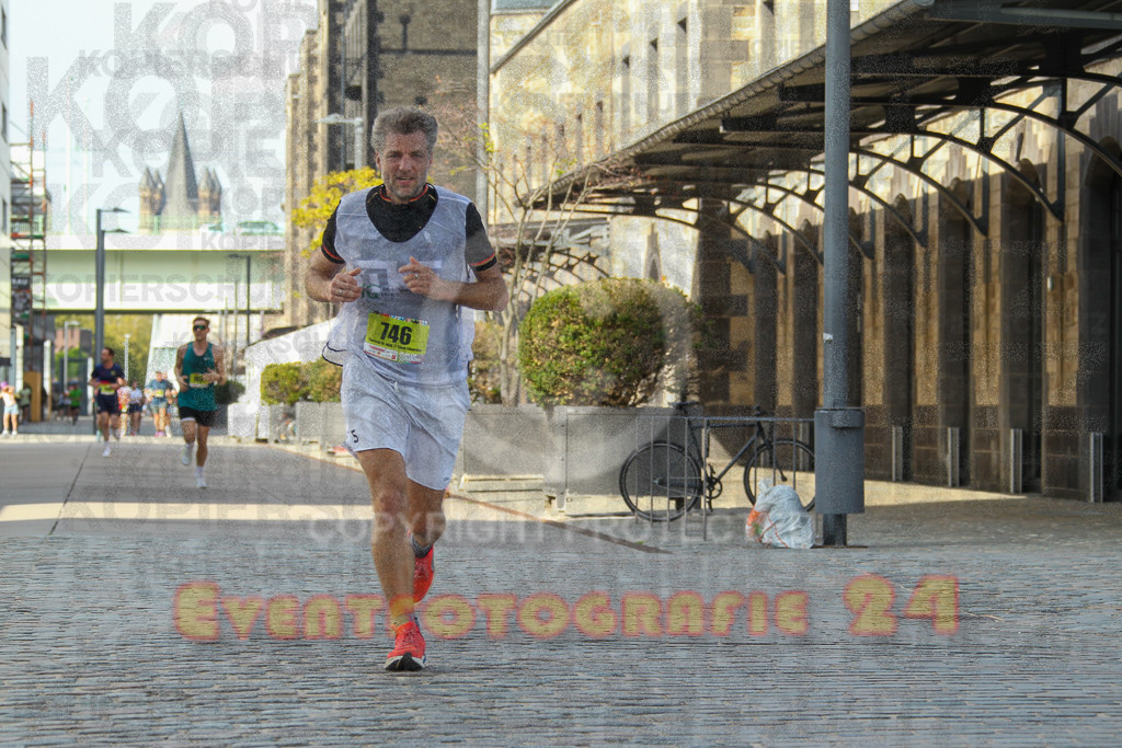 250920_1452_EV4_7319 | Sportfotografie im Rhein-Sieg Kreis, Köln, Bonn, NRW, Rheinland Pfalz, Hessen, etc. Unser Tätigkeitsfeld umfasst den Laufsport vom Volkslauf über den Marathon, Duathlon, Triathon bis zum Ultralauf wie Kölnpfad Ultra oder Schindertrail.