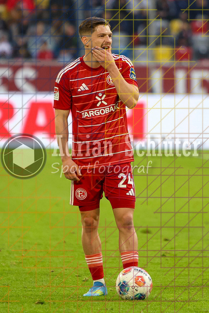 10.04.2026, GER, Fussball, Herren, 2. BL, Saison 2025/2026, Fortuna Düsseldorf - Holstein Kiel | Florent Muslija (Fortuna Düsseldorf) gestikuliert, Gestik 