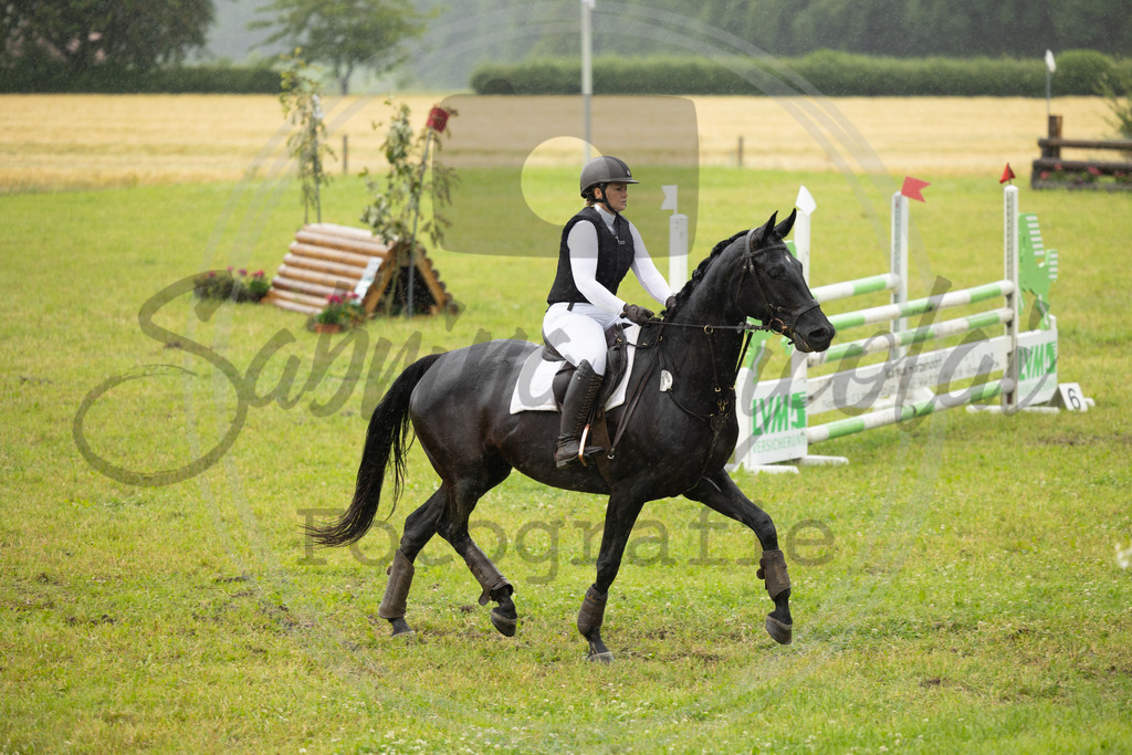 994A1836 | sabrinanicolaifotografie - Realisiert mit Pictrs.com