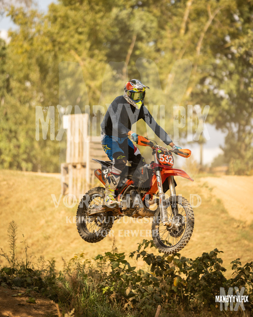 866A2749 | mxndyyvipix