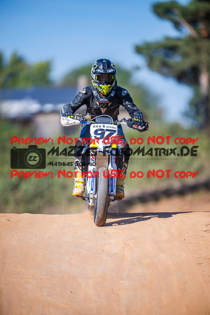 MaZZes_FotoMatrix_230916_1703 | S4