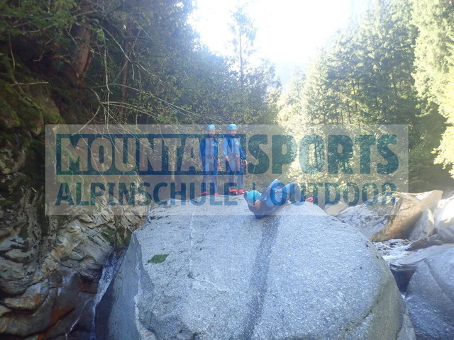 P9220050 | Bestelle die Bilder deines Berg- oder Wasser-Abenteuers mit Mountain Sports bequem von zu Hause aus direkt über unseren Online Fotoshop von pictrs.com. - Realisiert mit Pictrs.com
