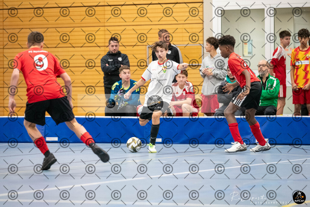20241123_FCR-Hallenturnier-C_2_001 | Sport und Naturfotografie von Roberto Esposito zeigt echte Momente Bewegung und die Schönheit der Natur. Ausdrucksstarke Bilder schaffen Emotionen.