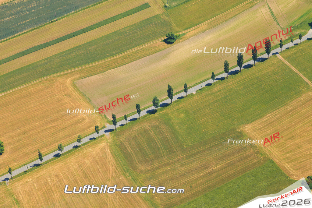 Luftbild von  Neuenmarkt - Luftaufnahme wurde 2015 von https://frankenair.de mittels Flugzeug (keine Drohne) erstellt - die Geschenkidee