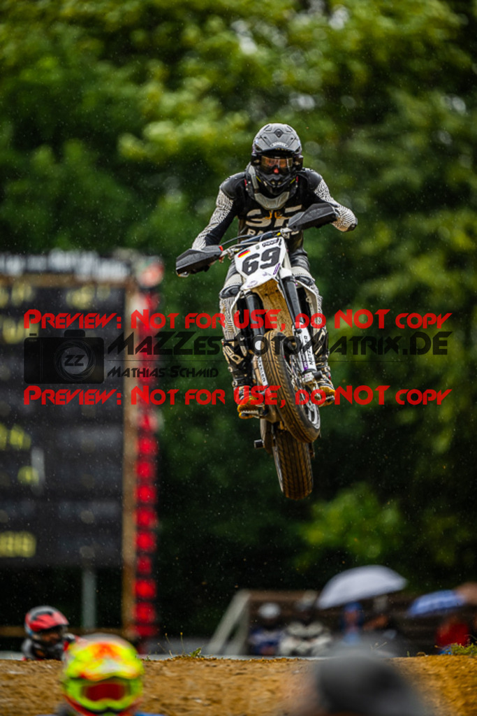 MaZZes_FotoMatrix_230701_2332 | S4