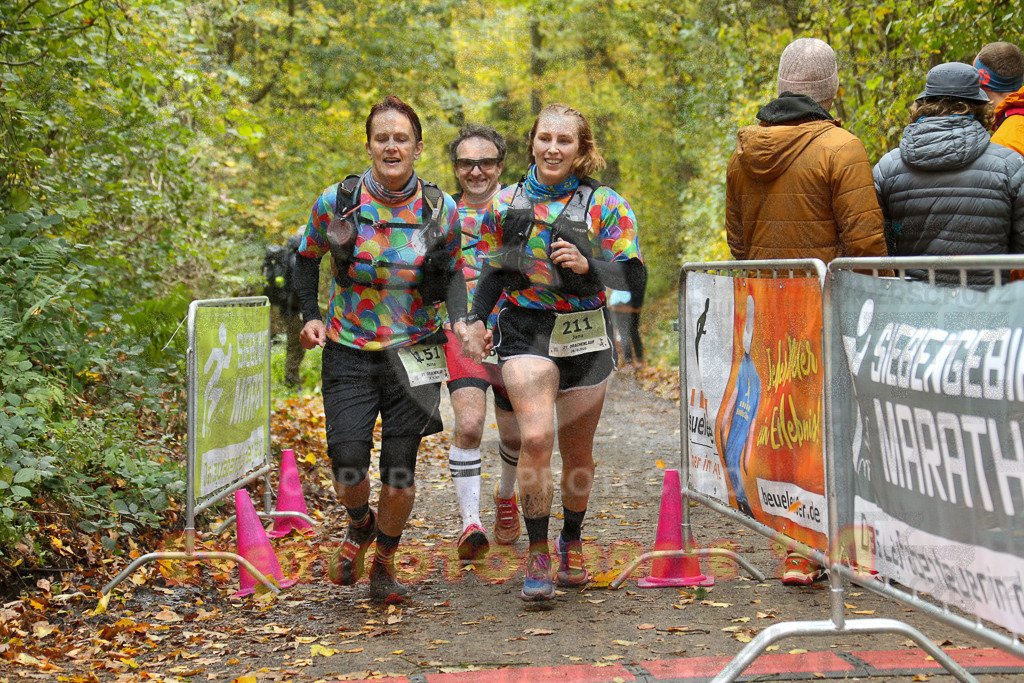251026_1324_EX1_3325 | Sportfotografie im Rhein-Sieg Kreis, Köln, Bonn, NRW, Rheinland Pfalz, Hessen, etc. Unser Tätigkeitsfeld umfasst den Laufsport vom Volkslauf über den Marathon, Duathlon, Triathon bis zum Ultralauf wie Kölnpfad Ultra oder Schindertrail.